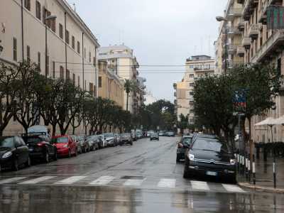 Da qui si imbocca l'ampia via San Francesco d�Assisi